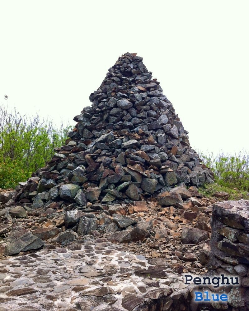 七美島の石塔
